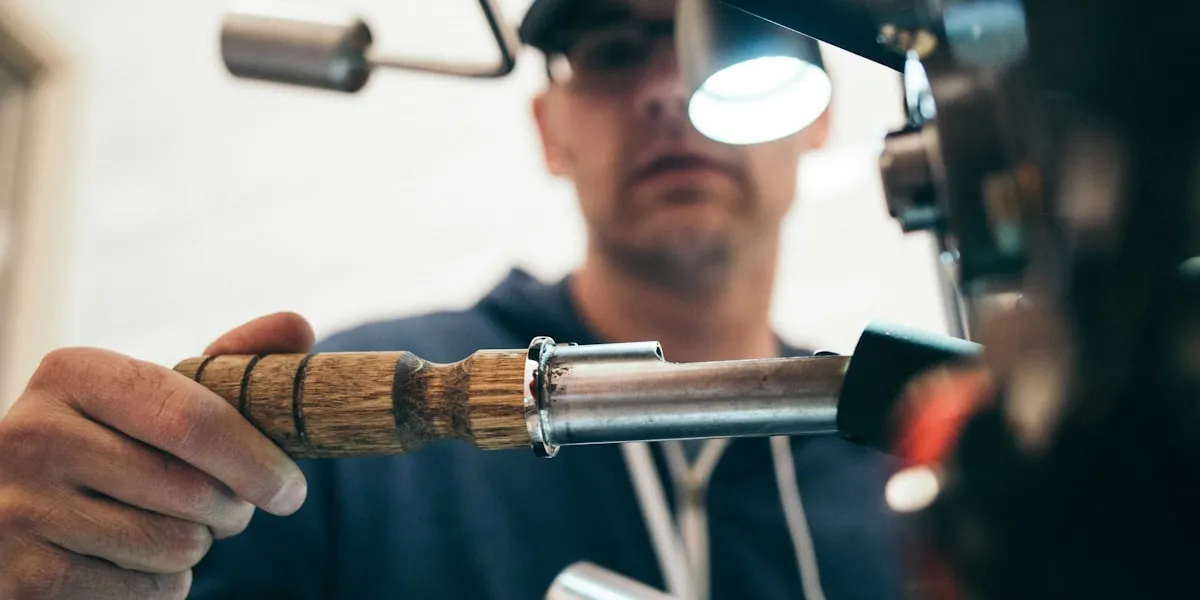 Site & Apartman Merdiven Temizliği - Apartmanınızın vitrini olan giriş ve merdivenler, profesyonel ekibimizle ışıl ışıl.